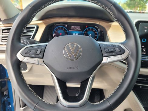 Certified 2025 Volkswagen Atlas SE AWD/4WD image 34