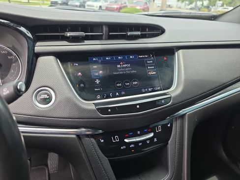Used 2021 Cadillac XT5 Premium Luxury FWD image 23