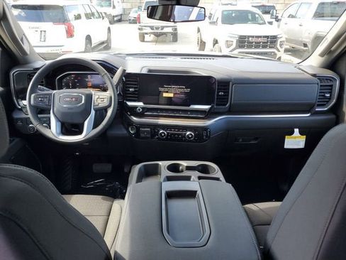 New 2026 GMC Sierra 1500 Elevation image 13
