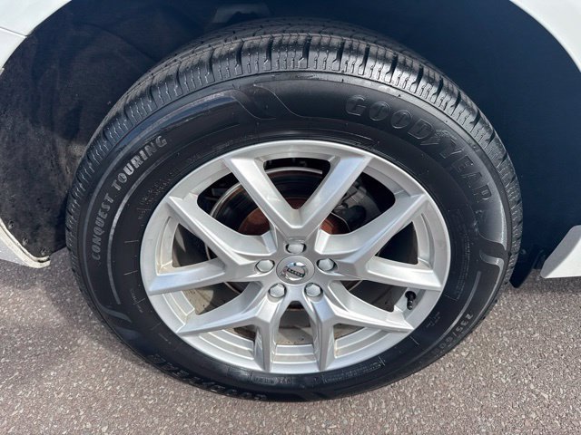 Used 2020 Volvo XC60 T5 Momentum w/ Protection Package Premier AWD/4WD image 40