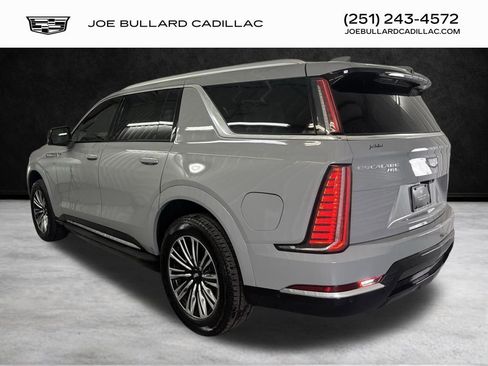 New 2026 Cadillac Escalade IQL Luxury image 4