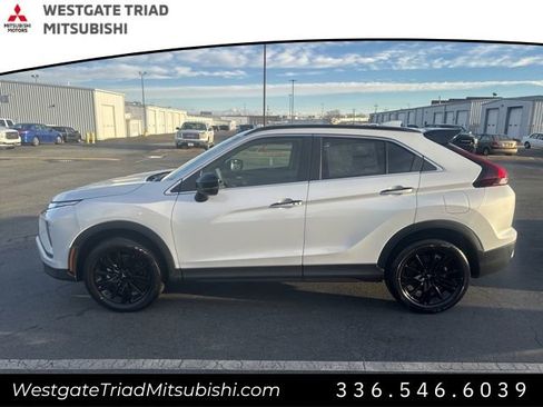 New 2026 Mitsubishi Eclipse Cross Black Edition image 5
