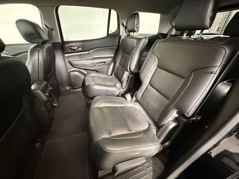 Used 2019 GMC Acadia SLT w/ Black Edition image 12