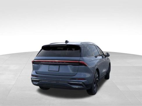 New 2026 Lincoln Nautilus Reserve w/ Jet Appearance Package image 9