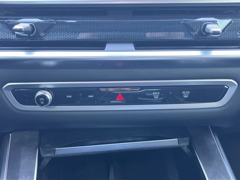 New 2026 BMW X5 xDrive50e w/ Climate Comfort Package image 6