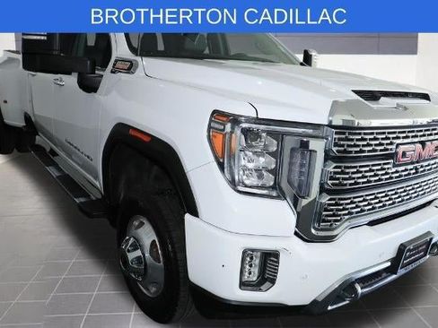 Used 2022 GMC Sierra 3500 Denali AWD/4WD image 9