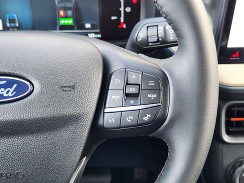 Used 2025 Ford Maverick Lariat w/ 4K Tow Package image 17