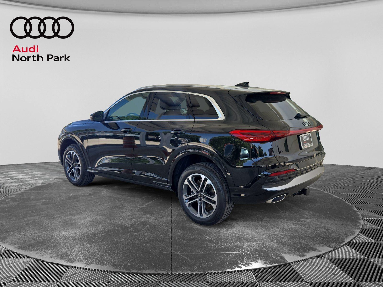 New 2026 Audi Q5 Premium AWD/4WD image 3