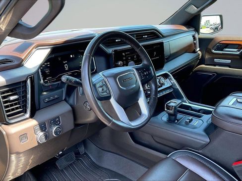 Used 2022 GMC Sierra 1500 Denali w/ Technology Package AWD/4WD image 15