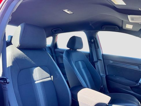 Used 2025 Honda Civic Sport image 26