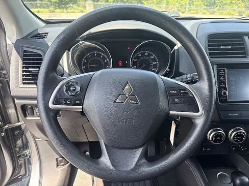 Used 2021 Mitsubishi Outlander Sport ES FWD image 14