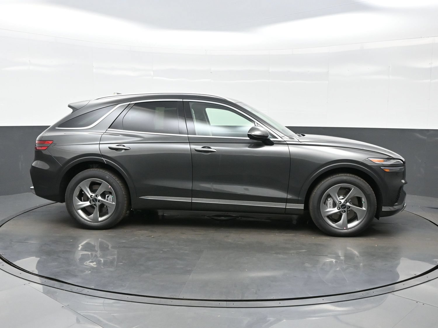 Used 2026 Genesis GV70 2.5T AWD/4WD image 7