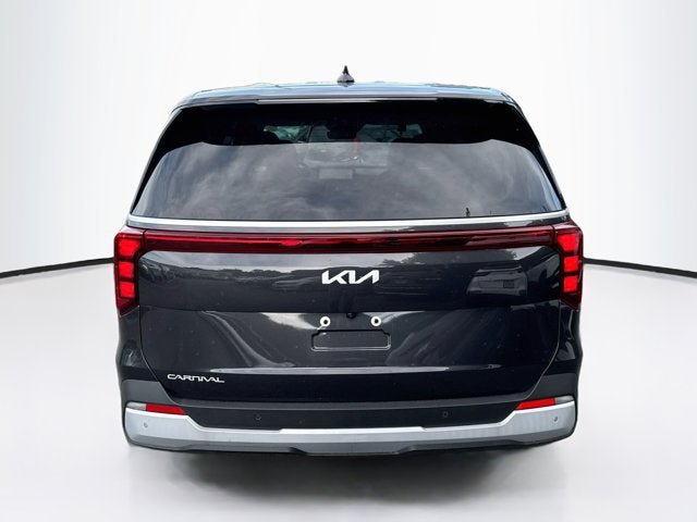 Certified 2026 Kia Carnival FWD image 6
