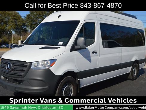 Used 2025 Mercedes-Benz Sprinter 2500 image 4
