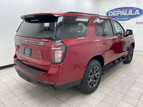 Used 2021 Chevrolet Tahoe Z71 w/ Luxury Package AWD/4WD image 19