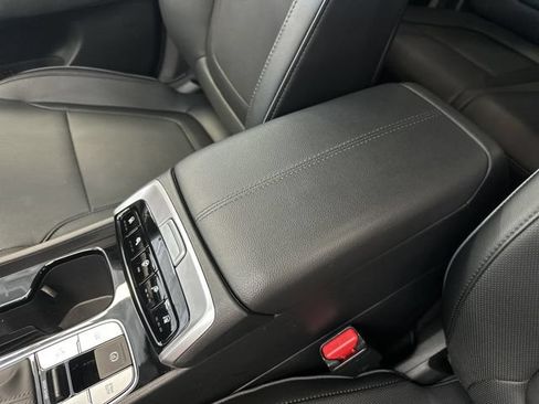 Used 2024 Hyundai Santa Cruz Limited AWD/4WD image 25