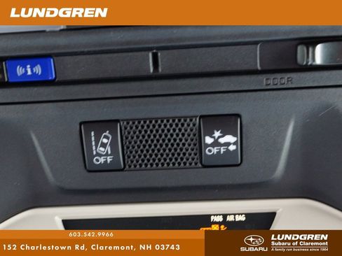 Used 2021 Subaru Crosstrek 2.0i Premium image 23