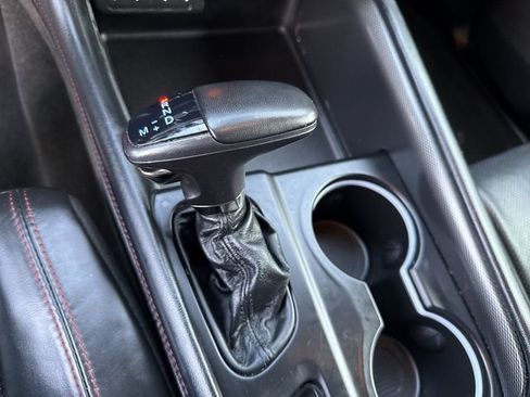 Used 2024 Dodge Durango GT RWD image 24