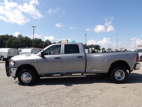 Used 2024 RAM 3500 Tradesman w/ Towing Technology Group AWD/4WD image 62