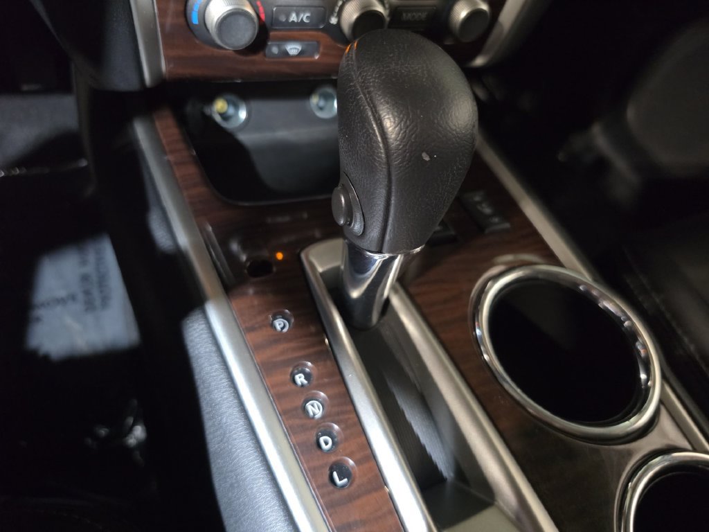 Used 2015 Nissan Pathfinder SL FWD image 20