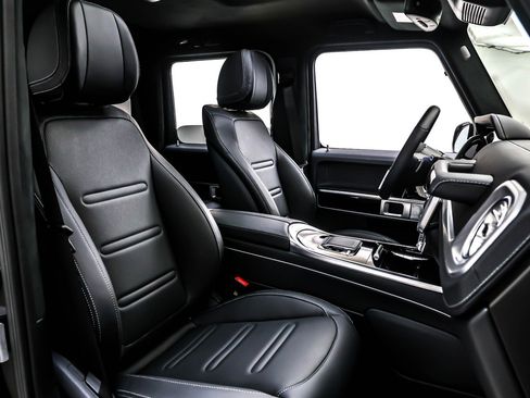 Certified 2025 Mercedes-Benz G 550 image 7
