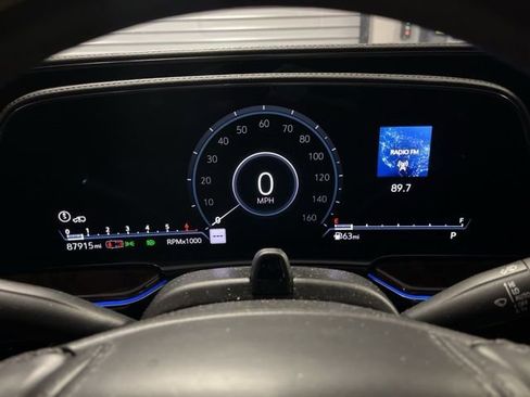 Used 2022 Cadillac Escalade Sport Platinum image 25