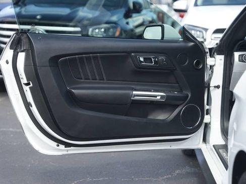 Used 2015 Ford Mustang GT Premium w/ Equipment Group 401A RWD image 27