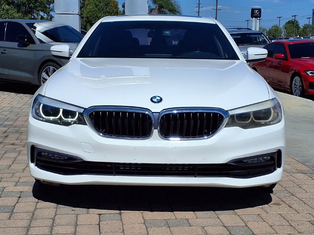 Used 2017 BMW 530i RWD image 2
