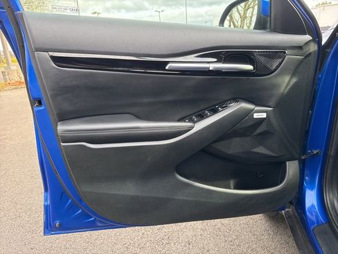 Used 2022 Kia Seltos SX w/ Sunroof Package image 11