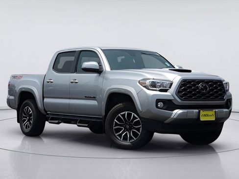 Used 2023 Toyota Tacoma TRD Sport AWD/4WD image 2