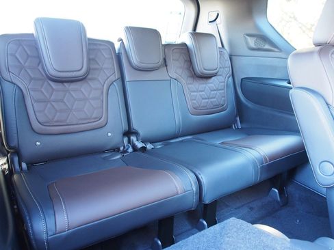 New 2026 Nissan Armada Platinum image 17