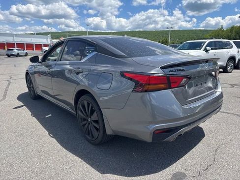 Certified 2022 Nissan Altima 2.5 SR w/ Midnight Edition Package AWD/4WD image 7