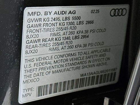 Used 2025 Audi Q5 Prestige AWD/4WD image 24