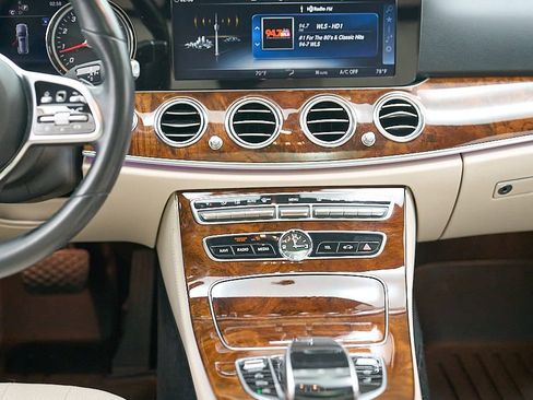 Used 2019 Mercedes-Benz E 450 4MATIC Wagon image 35