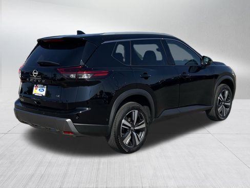 Used 2024 Nissan Rogue SL image 7