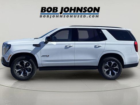 Used 2026 GMC Yukon AT4 w/ AT4 Premium Package AWD/4WD image 6