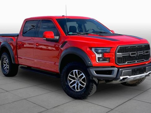 Used 2018 Ford F150 Raptor w/ Equipment Group 802A Luxury AWD/4WD image 3