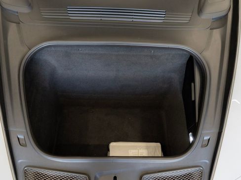 Used 2024 Porsche 911 GT3 image 40