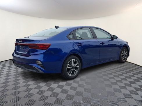 Certified 2023 Kia Forte LXS FWD image 6