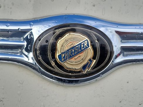 Used 2006 Chrysler 300 C image 25