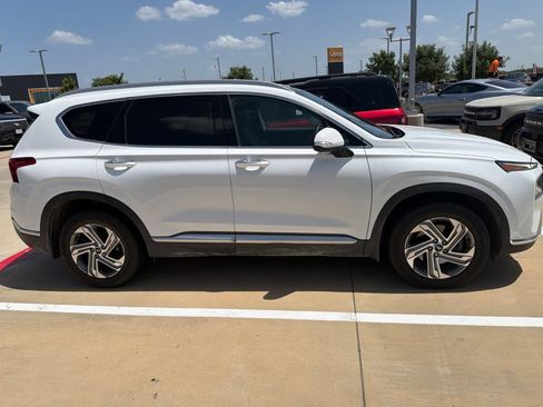 Used 2022 Hyundai Santa Fe SEL w/ Convenience + Premium Package FWD image 7