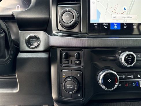 Certified 2023 Ford F450 Platinum w/ FX4 Off-Road Package image 31