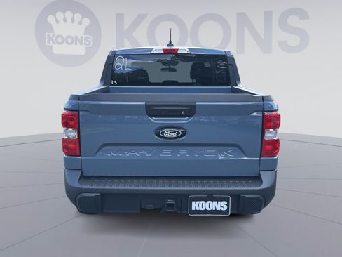 New 2026 Ford Maverick XLT w/ XLT Luxury Package FWD image 5