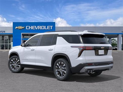 New 2026 Chevrolet Traverse LT w/ Sun and Wheel Package image 3