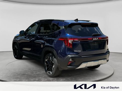 Used 2024 Kia Seltos SX w/ SX Sunroof Package AWD/4WD image 7