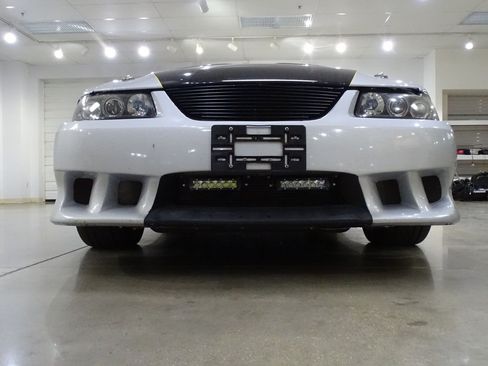 Used 2001 Ford Mustang GT RWD image 25
