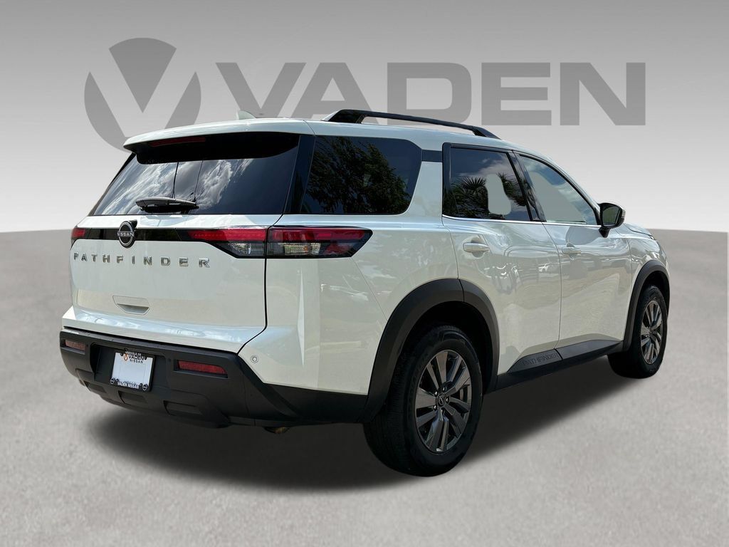 Used 2025 Nissan Pathfinder SV FWD image 23