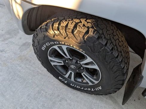 Used 2007 Toyota Tacoma 4x4 Double Cab image 6