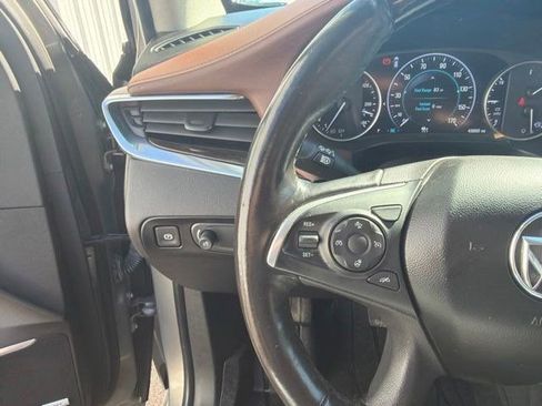 Used 2018 Buick Enclave Avenir w/ Avenir Technology Package AWD/4WD image 18