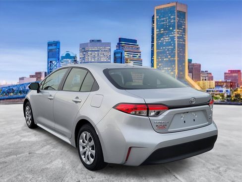 Used 2026 Toyota Corolla LE FWD image 2